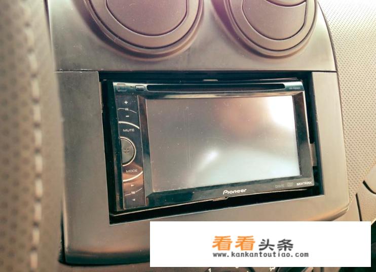 2013雪佛兰爱唯欧三厢能改大灯总开关吗？