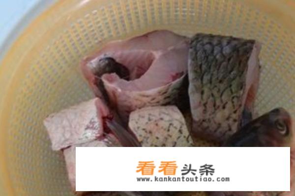 怎么炖鱼好吃又简单家常做法？