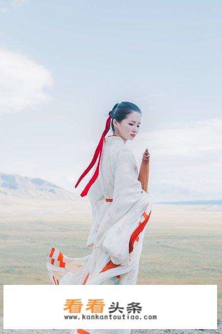 去北疆旅游穿啥衣服好拍照？