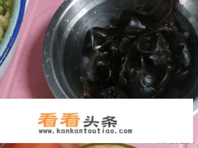 菜花炒西红柿的做法？