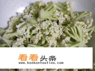 菜花炒西红柿的做法？