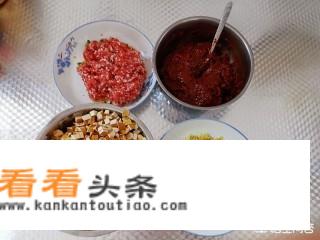 酸辣粉的酱料怎么熬制？