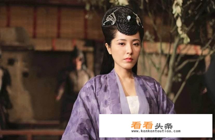 太子妃，王妃，和皇帝的皇贵妃，贵妃，妃，谁地位高？谁该行礼呢？