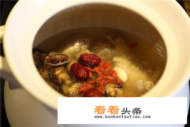 老母鸡汤怎么做？