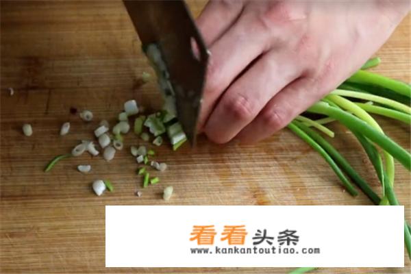 如何做炸土豆丝？
