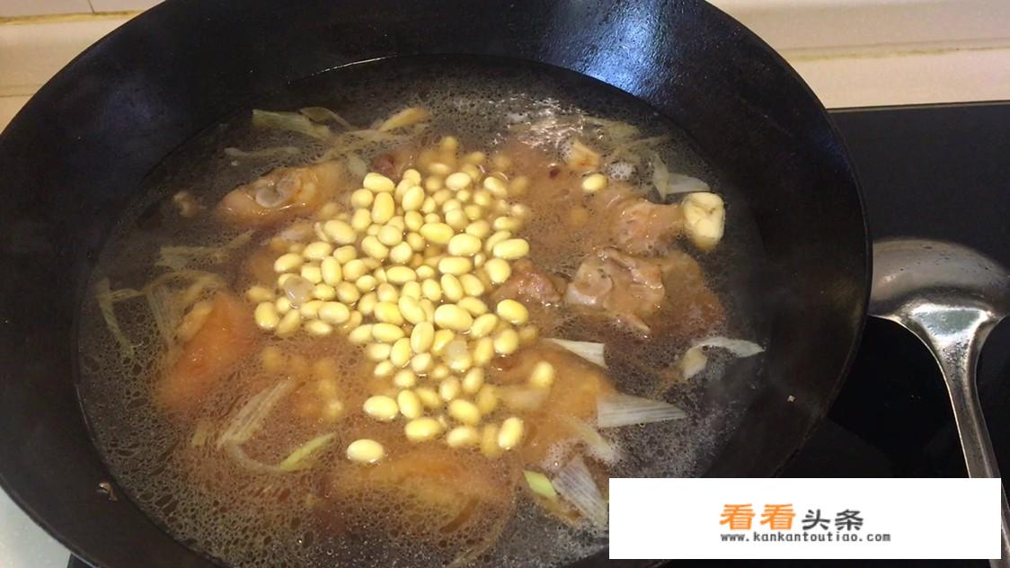 猪蹄炖黄豆怎么做下奶呢？