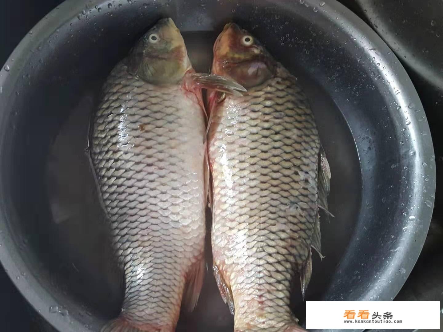 高压锅白鲢酥鱼的做法？
