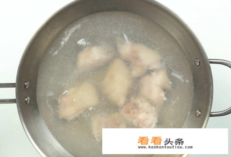 王刚红烧猪肘子的做法？