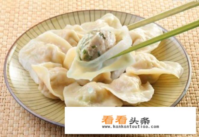 包饺子用的面和的软点好还是硬点好？有何技巧？