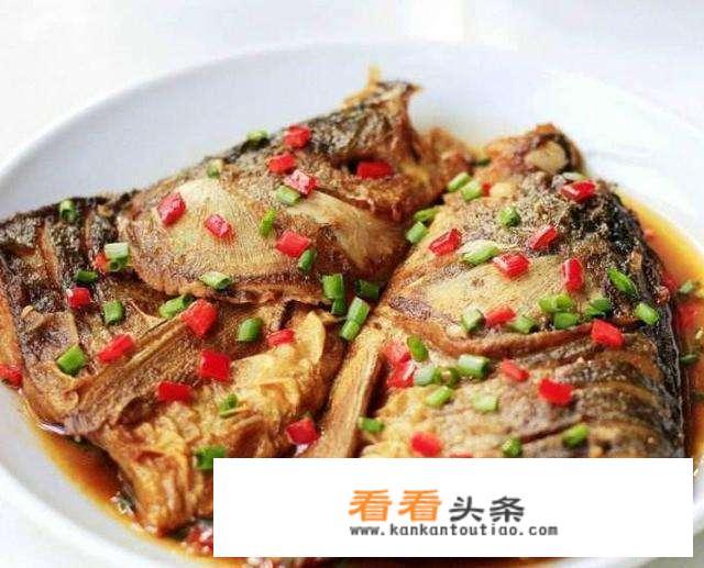 红烧大头鱼鱼头的正确做法？