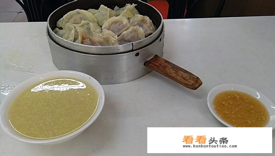 青岛有哪些著名的小吃，哪些餐馆值得一去？