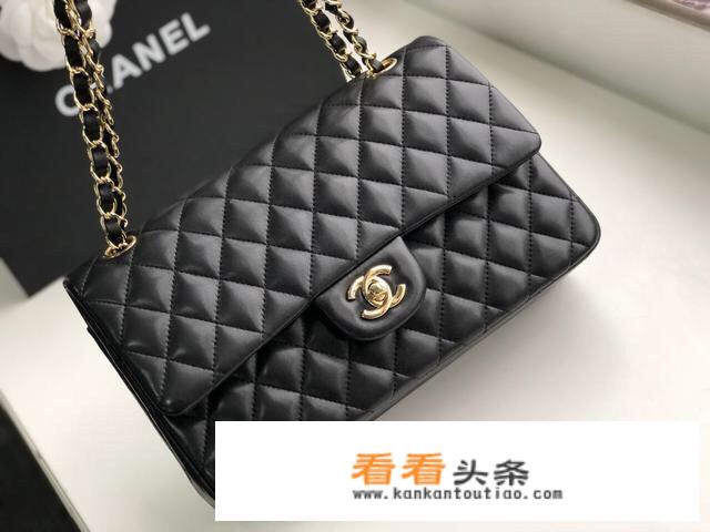 lv三合一包包有皮肩带吗？