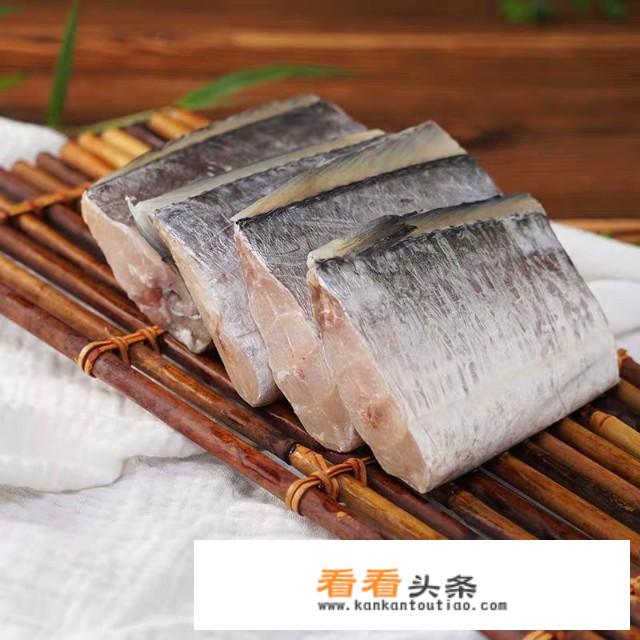 炸带鱼的面糊怎么调不掉渣？