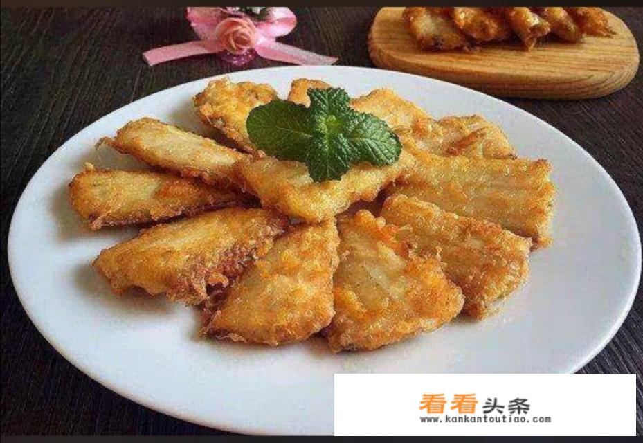 炸带鱼的面糊怎么调不掉渣？