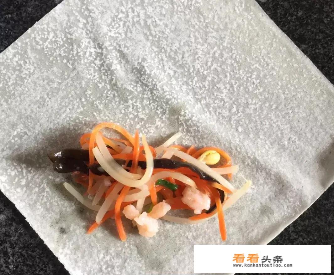 今日立春，北方大部分地区吃春饼“咬春”，您的家乡吃什么？