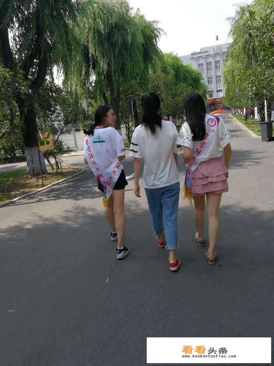 青少年旅游优缺点？