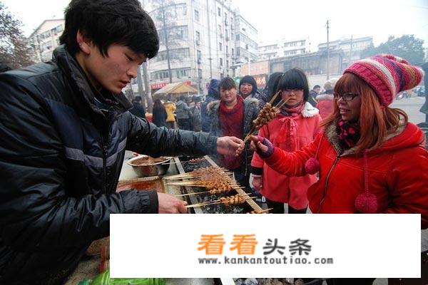 路边摊小吃卖什么最火？