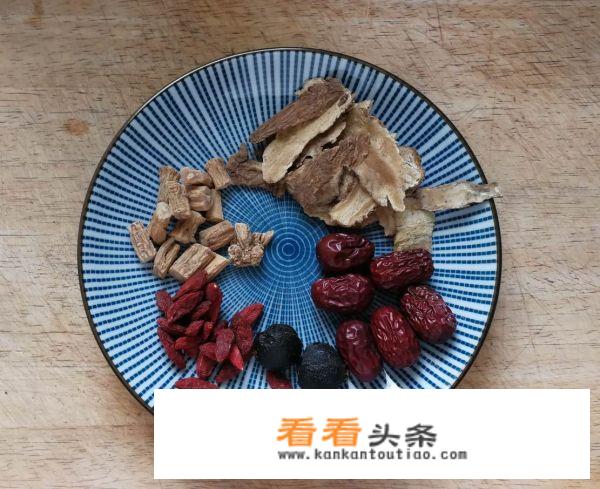 乌鸡汤最正宗的炖法？