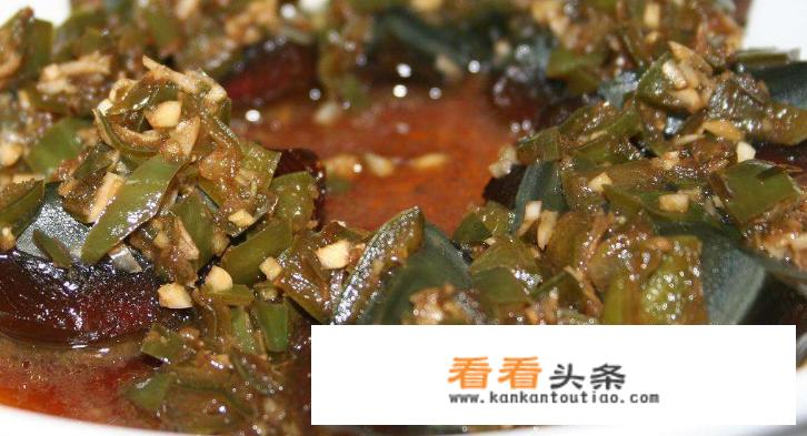 青椒皮蛋怎么做？