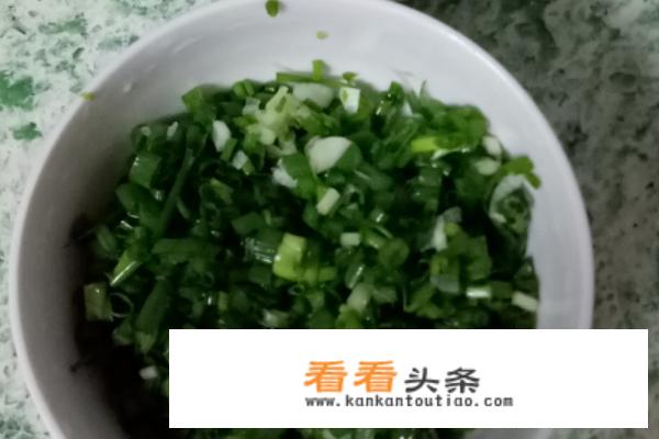 王刚油焖尖椒家常做法？