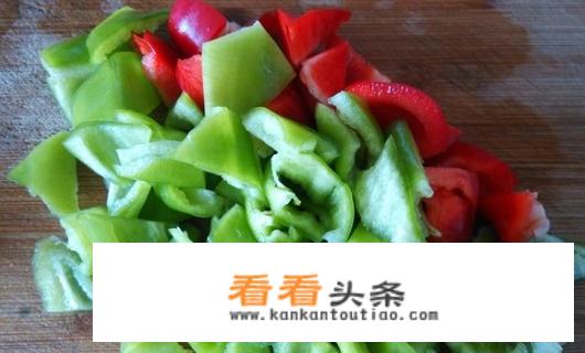 农家青椒炒鸡胗怎么做好吃？