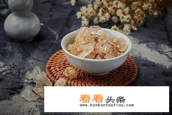 雪燕味道有点酸是什么东西？