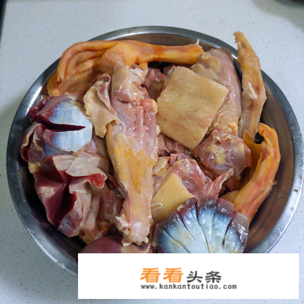 鸭子煲汤做法？