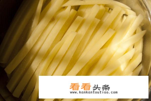 薯条怎么炸不会软的原理？