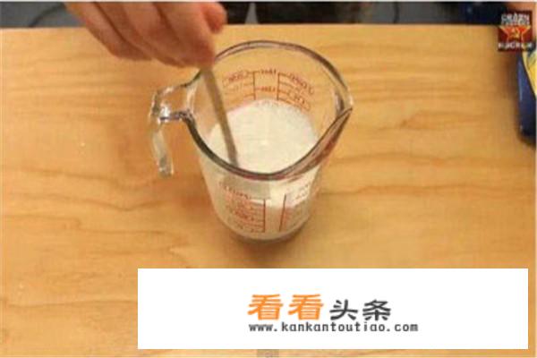 教你不用冰箱，10分钟快速自制冰激凌？