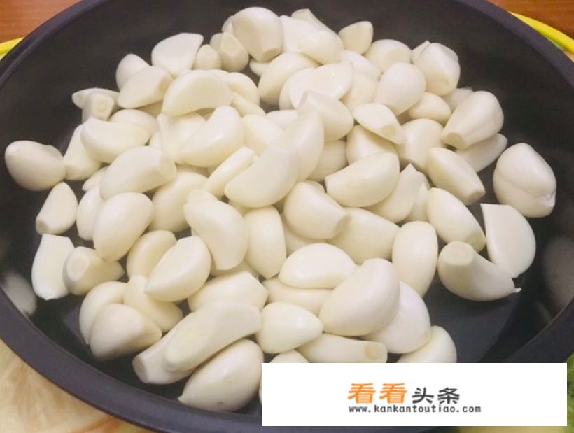 夏天泡腊八蒜的方法？