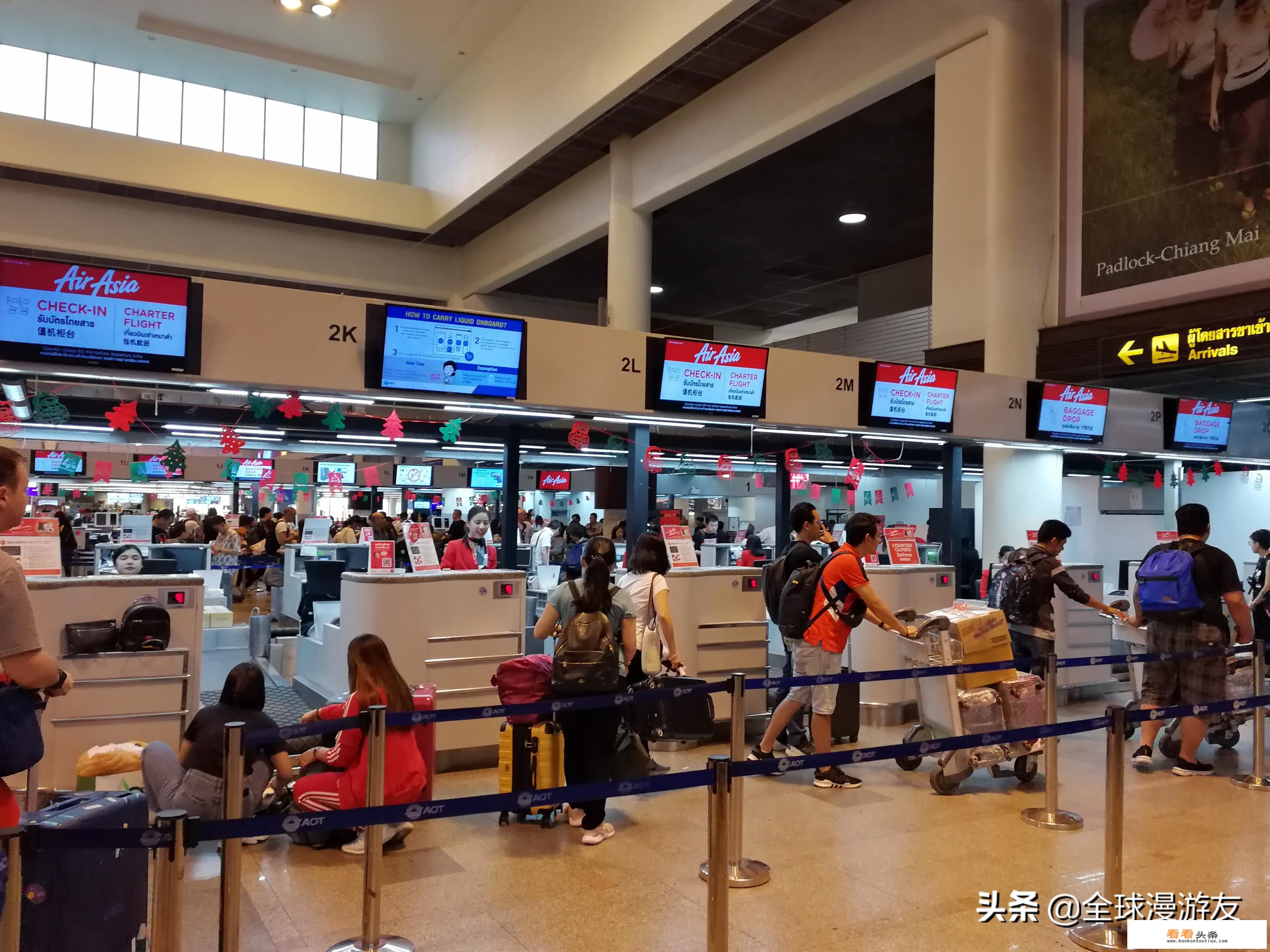 能否聊一聊你们觉得去国外旅游时需要注意些什么？