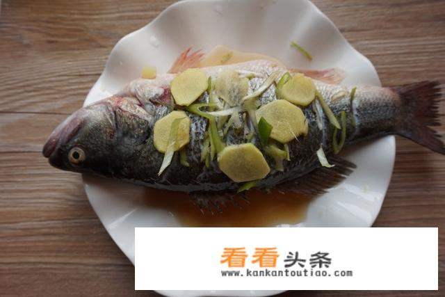 清蒸鲈鱼的做法？