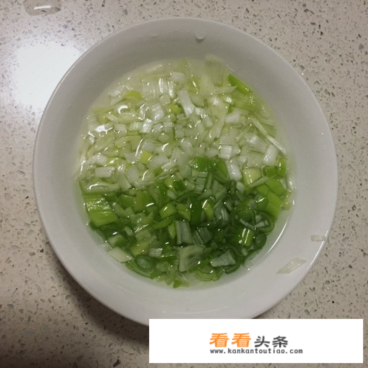 自制油炸肉丸子的做法？