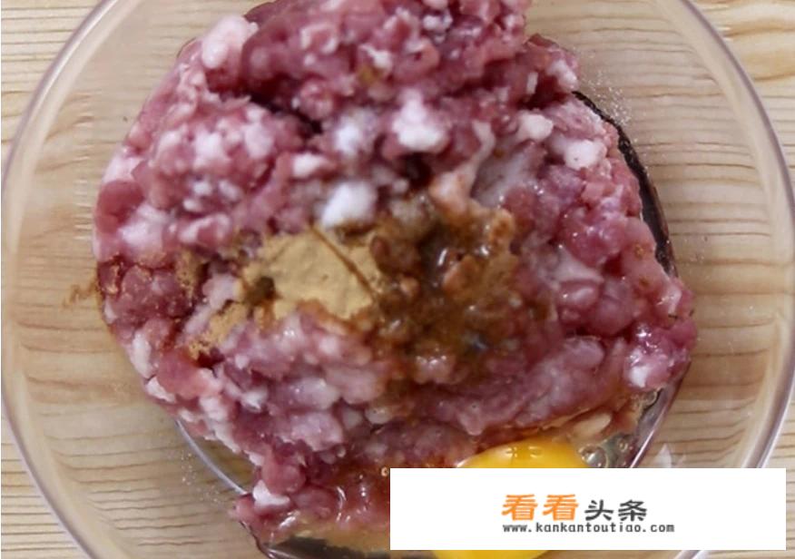生汆丸子汤家常做法，正宗生汆丸子汤怎么做？