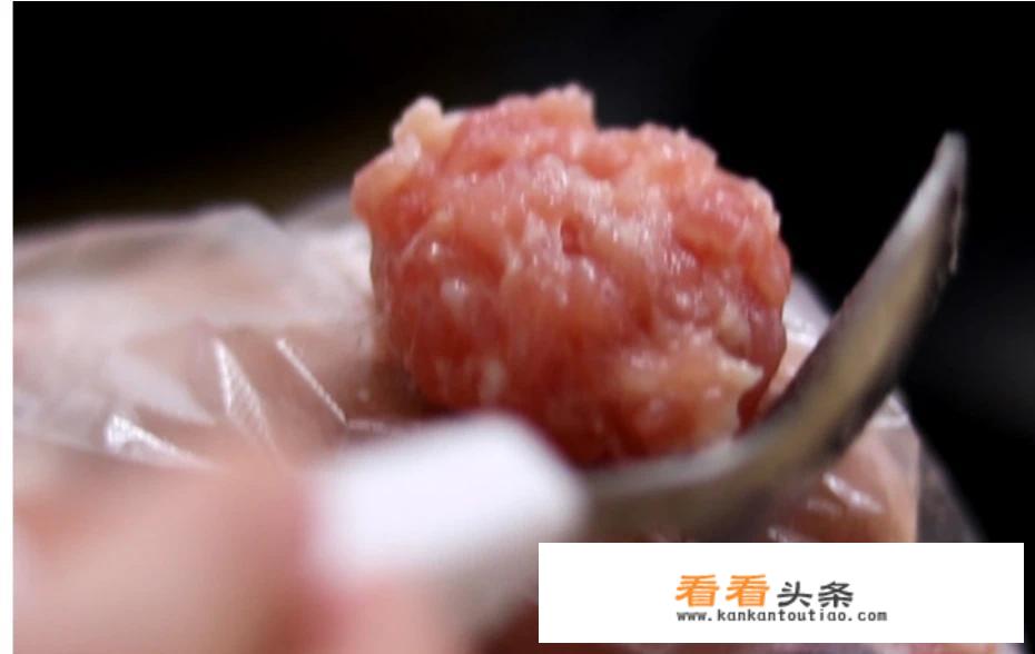 生汆丸子汤家常做法，正宗生汆丸子汤怎么做？