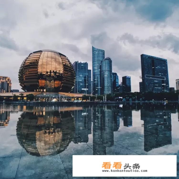 你觉得今年夏季国外（欧洲、美国、日韩）会开放旅游吗？