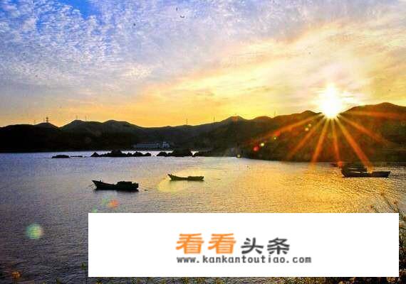 浙江有哪些岛屿适合旅游？能否介绍一下？