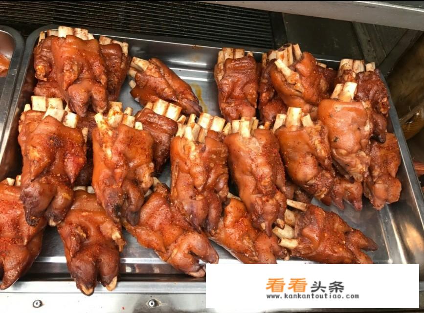 想要开个有特色的小饭店，选择什么菜品为主打？