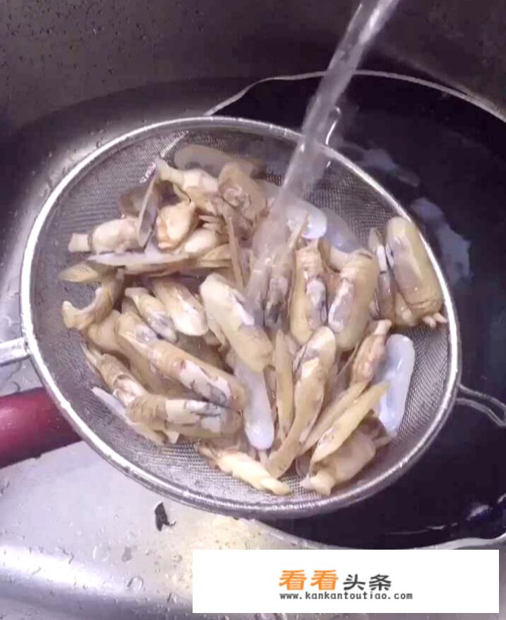 蛏子怎么清洗干净又彻底？