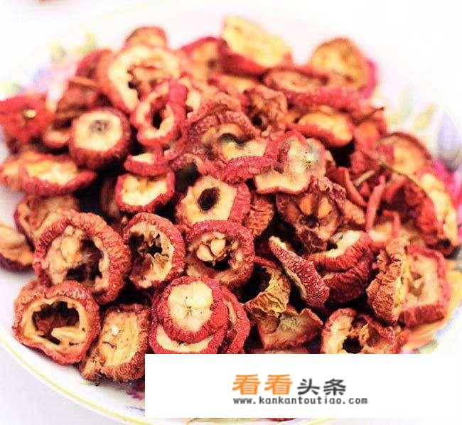 泡干山楂水喝有什么功效？