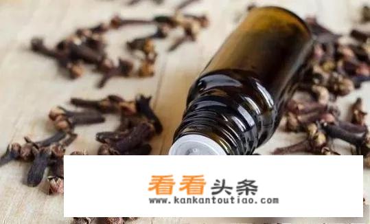 卤水放多少干香茅草？