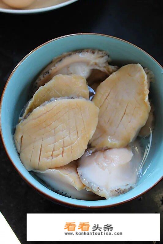 鲍鱼煲汤更佳搭配？