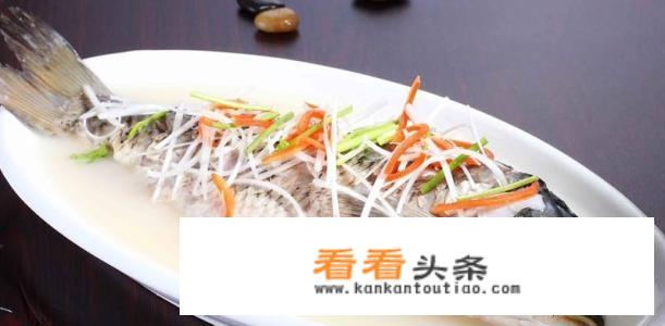 炒菜时放胡椒会起什么作用？怎样使用口感才更好？
