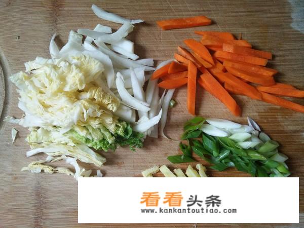 炝锅面的家常做法？