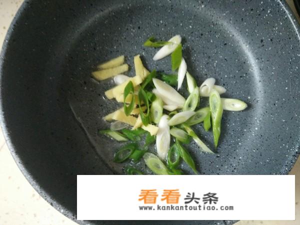 炝锅面的家常做法？