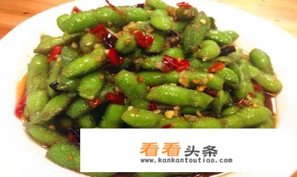 现在天气热了，你们会做凉菜吃吗？都做哪些凉菜呢？