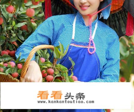 西安西北商贸城卖民族服装在几楼？