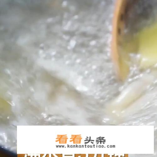 柠檬酸辣凤爪的正宗做法，柠檬酸辣凤爪怎样做才好吃的？