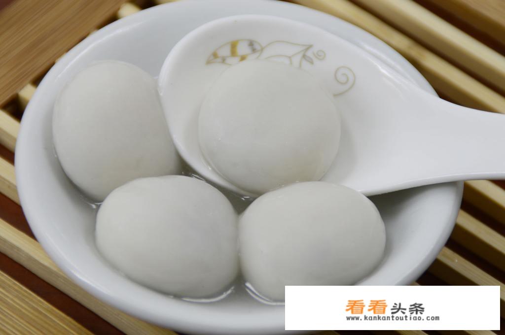 煮芝麻汤圆要加糖吗？