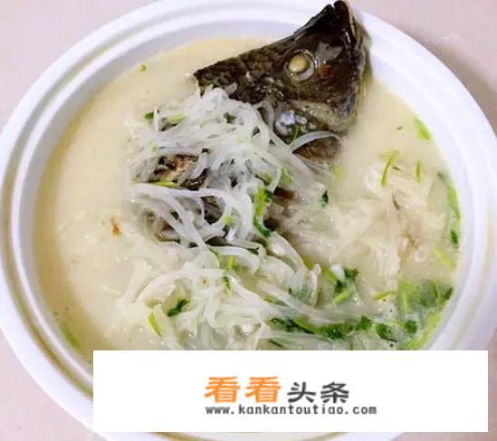 如何做萝卜丝鲫鱼汤？
